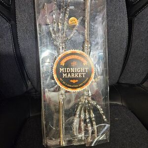 Skeleton Arm‎ Salad Tongs Set